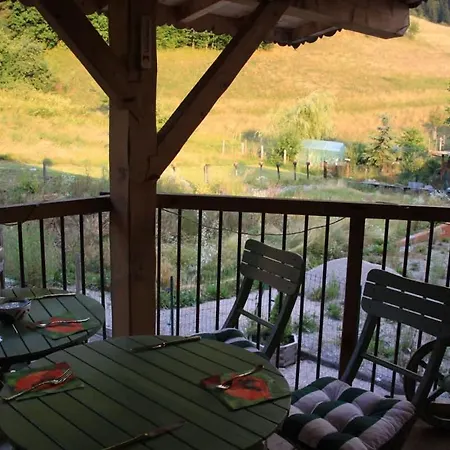 Maison Verte Large With Hot Tub Chalet Saint-Jean-dʼAulps