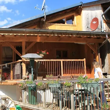 Chalet Maison Verte Large With Hot Tub